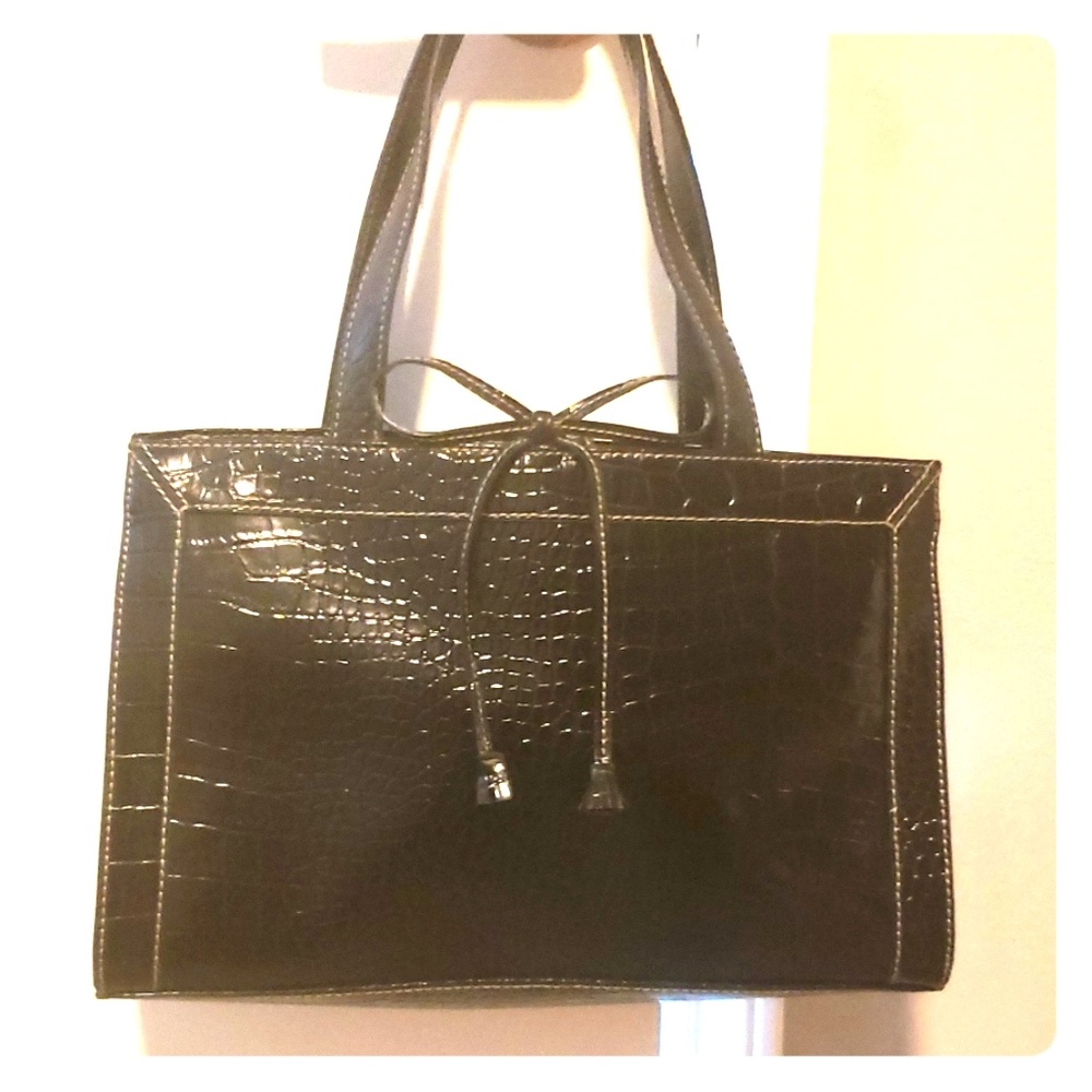 Black Leather Liz Claiborne Purse